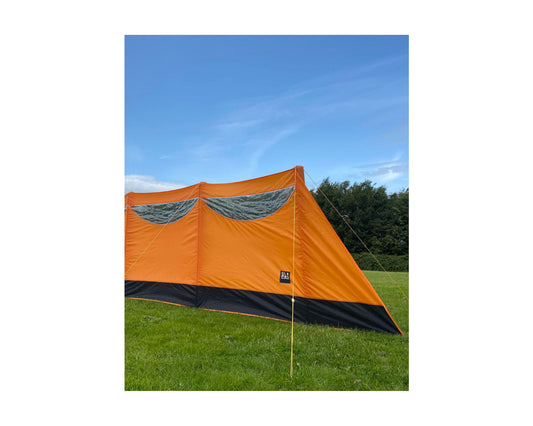 OLPRO Inflatable Windbreak-Out & About Live